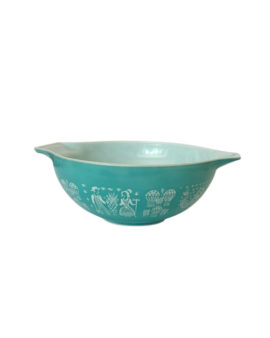 Vintage Pyrex Cinderella Bowl