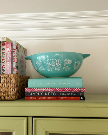 Vintage Pyrex Cinderella Bowl